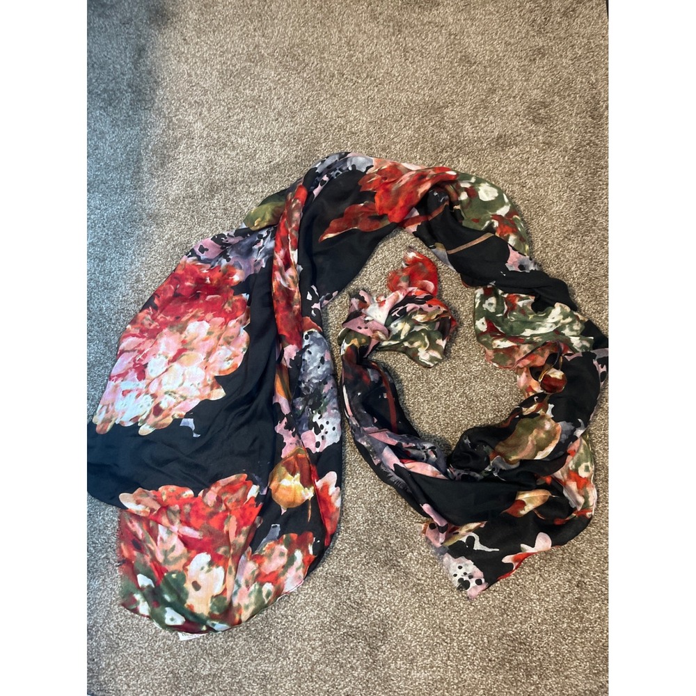 Bindiya New York Floral Print Scarf Black Red Green